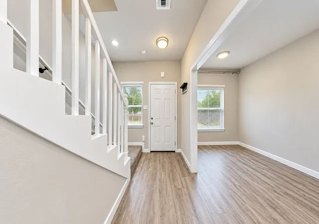 Photo 2 of Single family home for sale at 2407 Lee Ave, Fort Worth, TX 76164 | MLS# 21395374 | Listing updated on 2026-10-03