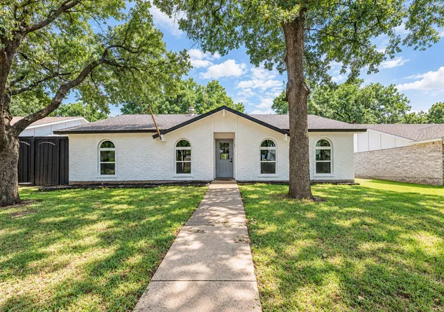 Photo 2 of Single family home for sale at 1214 Winterwood Dr, Lewisville, TX 75067 | MLS# 21392578 | Listing updated on 2026-10-08