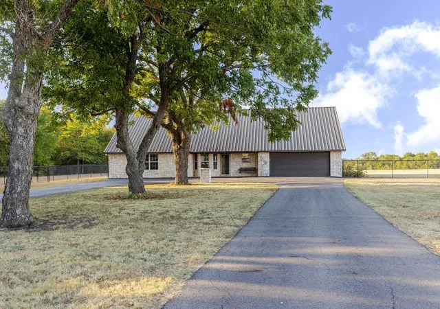 Single family home for sale at 1209 Maple St, Honey Grove, TX 75446 | MLS# 21393440