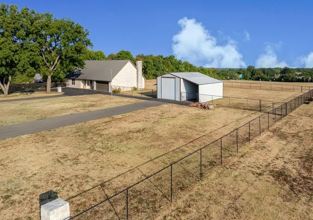 Photo 2 of Single family home for sale at 1209 Maple St, Honey Grove, TX 75446 | MLS# 21393440 | Listing updated on 2026-10-01