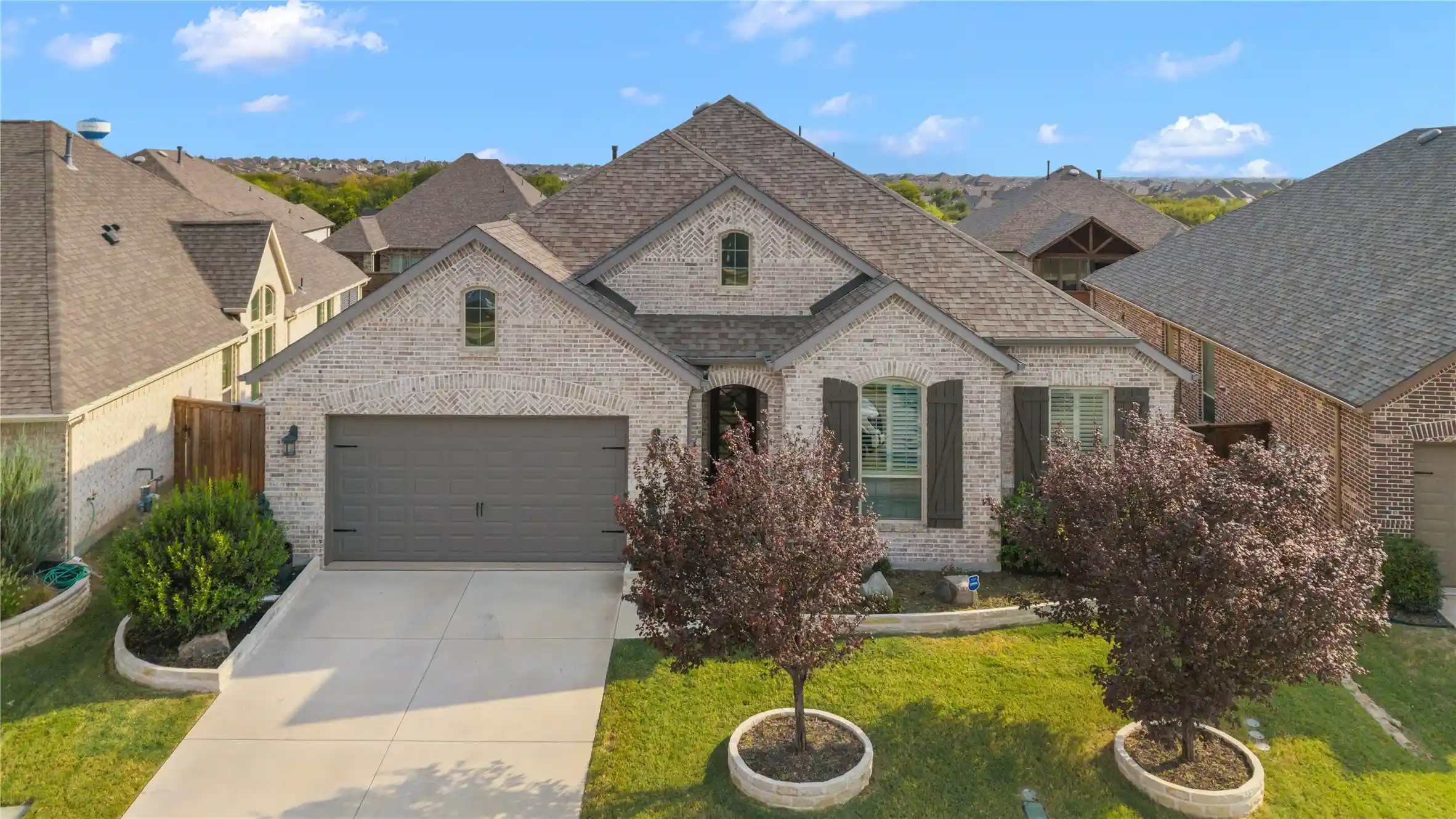 Photo 1 of Single family home for sale at 1124 Walker Way, Aubrey, TX 76227 | MLS# 21398985 | Listing updated on 2026-10-17