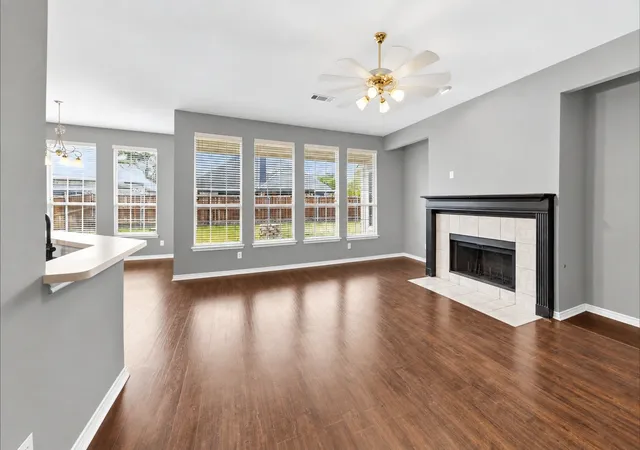 Photo 3 of Single family home for sale at 11345 Old Works Dr, Frisco, TX 75035 | MLS# 21399055 | Listing updated on 2026-09-30