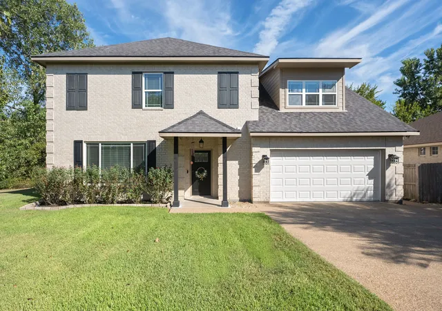 Photo 1 of Single family home for sale at 2307 Carisbrooke Loop, College Station, TX 77845 | MLS# 21398754 | Listing updated on 2026-10-05
