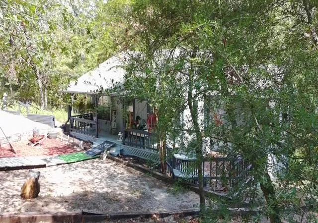Photo 3 of Single family home for sale at 105 Larchwood Path, Holly Lake Ranch, TX 75765 | MLS# 21398662 | Listing updated on 2026-10-01