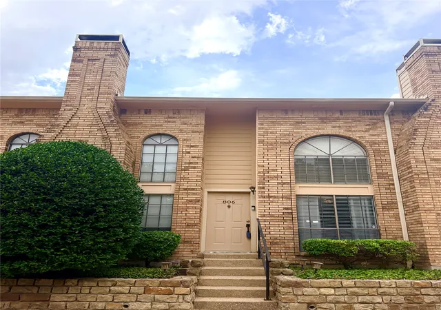 Listing Photo 1 - Condo for sale in building located at 14333 Preston Rd, Dallas, TX 75254 - Unit #806
