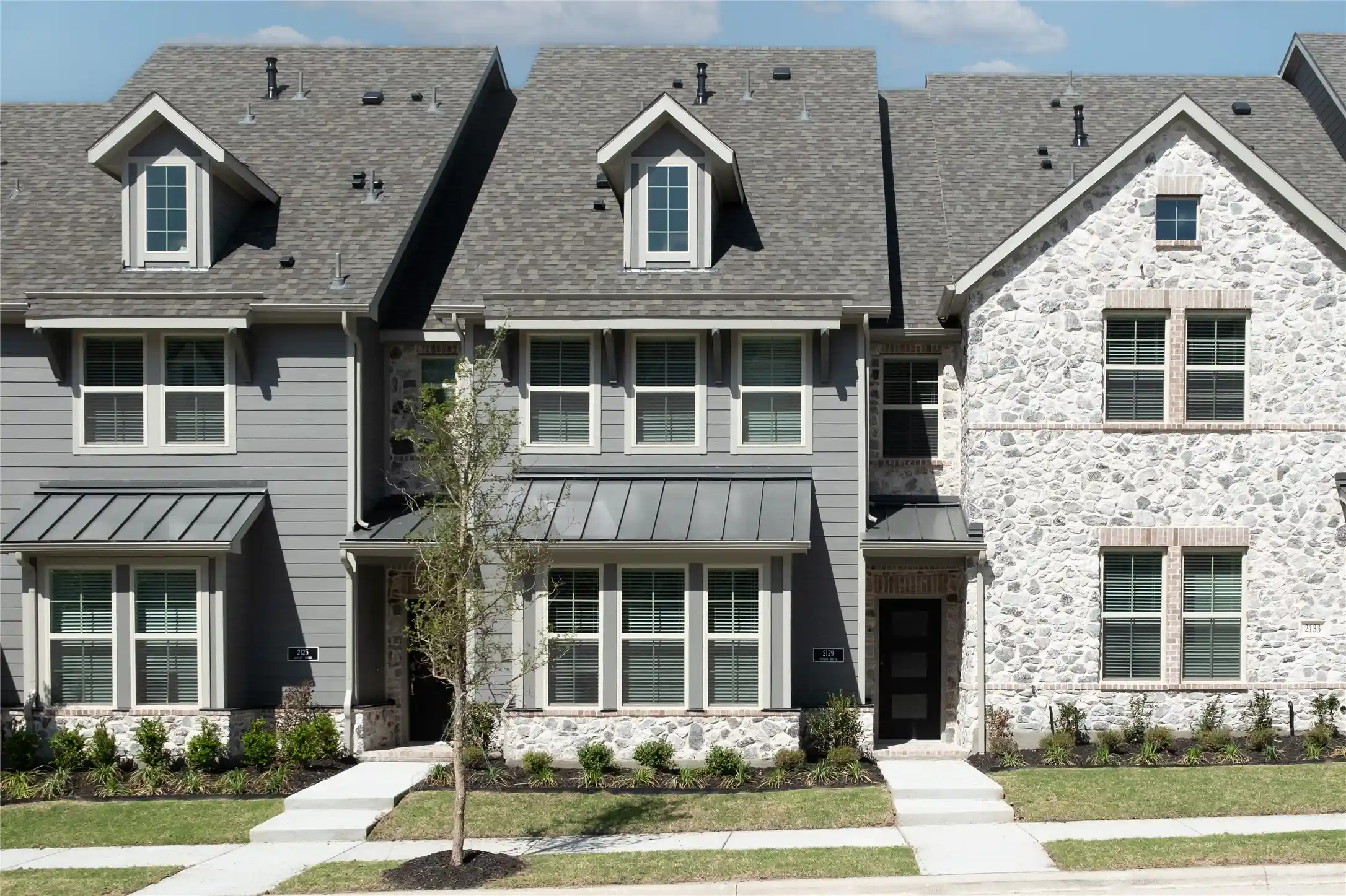 Townhouse for sale at 2129 Naples Dr, Rowlett, TX 75088 | MLS# 21399340