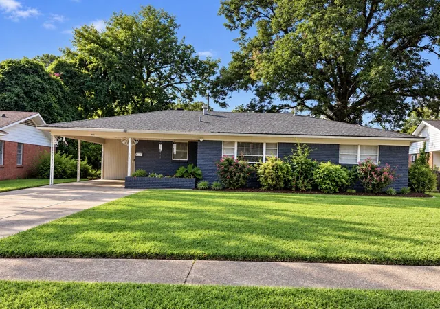 Photo 1 of Single family home for sale at 466 Iroqois Trl, Shreveport, LA 71107 | MLS# 21397995 | Listing updated on 2026-10-08