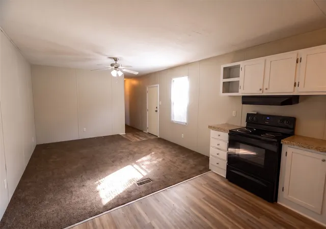 Photo 3 of Manufactured home for sale at 3645 Rusty Rd, Shreveport, LA 71107 | MLS# 21399391 | Listing updated on 2026-09-30