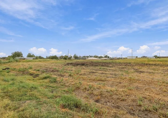 Photo 2 of Land for sale at 1887 County Rd 2162, Caddo Mills, TX 75135 | MLS# 21399387 | Listing updated on 2026-09-30