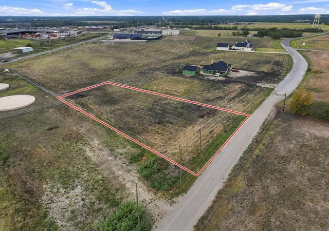 Photo 3 of Land for sale at 1887 County Rd 2162, Caddo Mills, TX 75135 | MLS# 21399387 | Listing updated on 2026-09-30