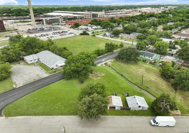 Photo 4 of Land for sale at 602 Trinity St, Cleburne, TX 76031 | MLS# 21399422 | Listing updated on 2026-10-08