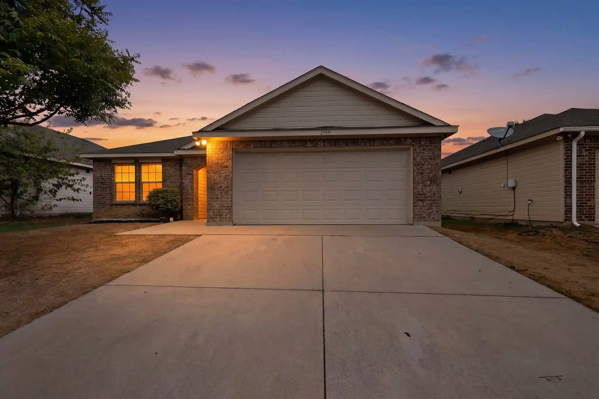 Single family home for sale at 2939 Saint Bernard Dr, Dallas, TX 75233 | MLS# 21399425