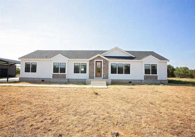 Photo 1 of Single family home for sale at 3090 State Hwy 16 N, Graham, TX 76450 | MLS# 21399434 | Listing updated on 2026-09-30