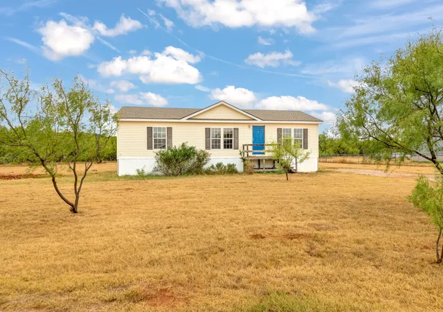 Photo 1 of Manufactured home for sale at 1309 Warren St, Buffalo Gap, TX 79508 | MLS# 21399448 | Listing updated on 2026-10-04