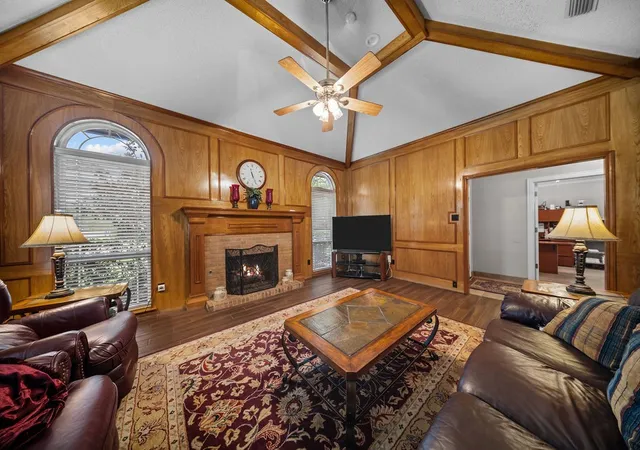 Photo 3 of Single family home for sale at 1513 Margate Ln, Richardson, TX 75082 | MLS# 21399261 | Listing updated on 2026-10-09