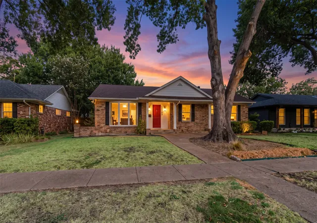 Photo 1 of Single family home for sale at 8419 Bocowood Dr, Dallas, TX 75228 | MLS# 21399320 | Listing updated on 2026-10-10