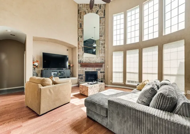 Photo 2 of Single family home for sale at 663 Links View Ct, Grand Prairie, TX 75052 | MLS# 21399566 | Listing updated on 2026-09-30