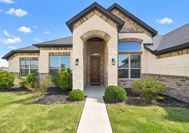 Photo 2 of Single family home for sale at 6509 Earley Way, Forney, TX 75126 | MLS# 21394851 | Listing updated on 2026-10-10