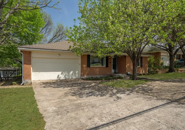 Photo 2 of Single family home for sale at 2461 Highland Rd, Dallas, TX 75228 | MLS# 21399359 | Listing updated on 2026-09-30