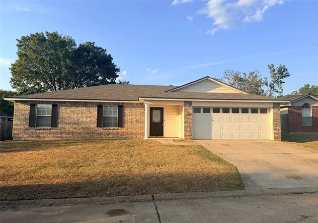 Photo 1 of Single family home for sale at 7504 Pecanwood Ct, Haughton, LA 71037 | MLS# 21396962 | Listing updated on 2026-10-04