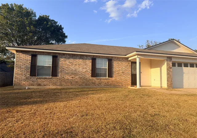 Photo 2 of Single family home for sale at 7504 Pecanwood Ct, Haughton, LA 71037 | MLS# 21396962 | Listing updated on 2026-10-04