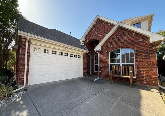 Photo 3 of Single family home for sale at 8409 Laughing Waters Trl, Mc Kinney, TX 75070 | MLS# 21394972 | Listing updated on 2026-09-30
