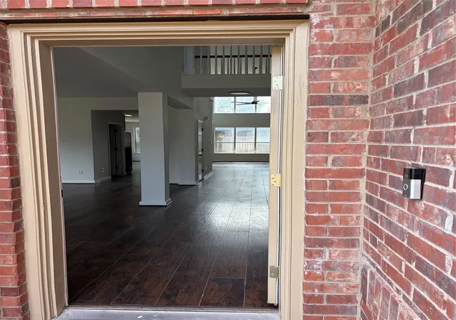 Photo 3 of Single family home for sale at 620 Darlington Trl, Fort Worth, TX 76131 | MLS# 21398800 | Listing updated on 2026-10-04