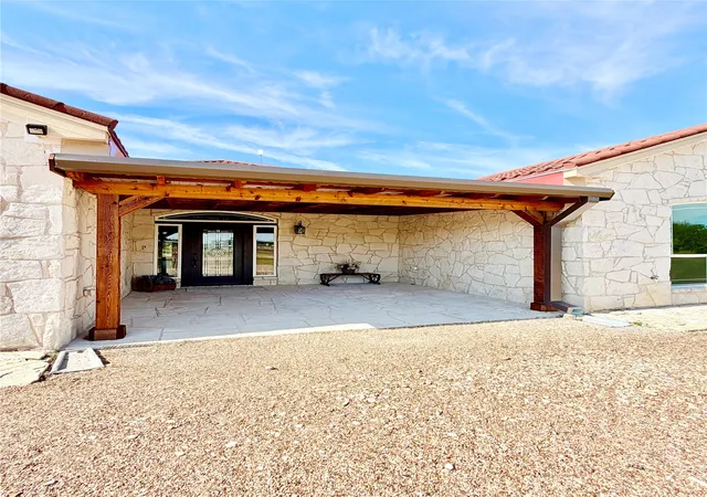Photo 2 of Single family home for sale at 1220 Hinchliffe Rd, Mexia, TX 76667 | MLS# 21397689 | Listing updated on 2026-10-05