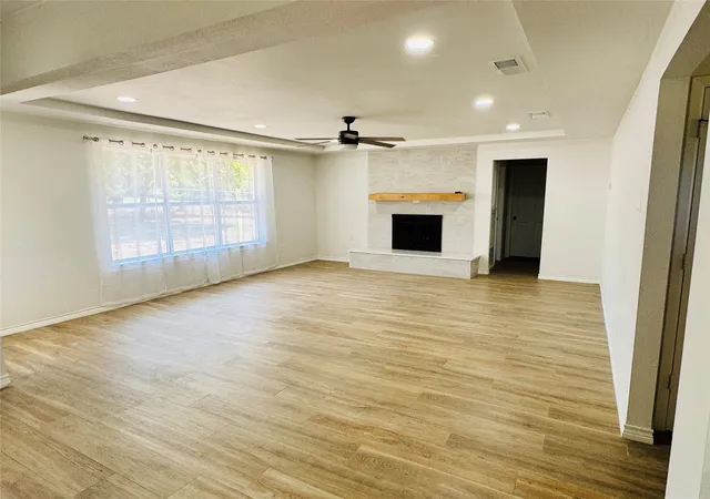 Photo 3 of Single family home for sale at 24 Lovers Ln, Forney, TX 75126 | MLS# 21398360 | Listing updated on 2026-09-30
