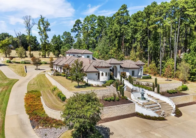 Photo 2 of Single family home for sale at 1 Shillings Pl, Texarkana, TX 75503 | MLS# 21398720 | Listing updated on 2026-09-30