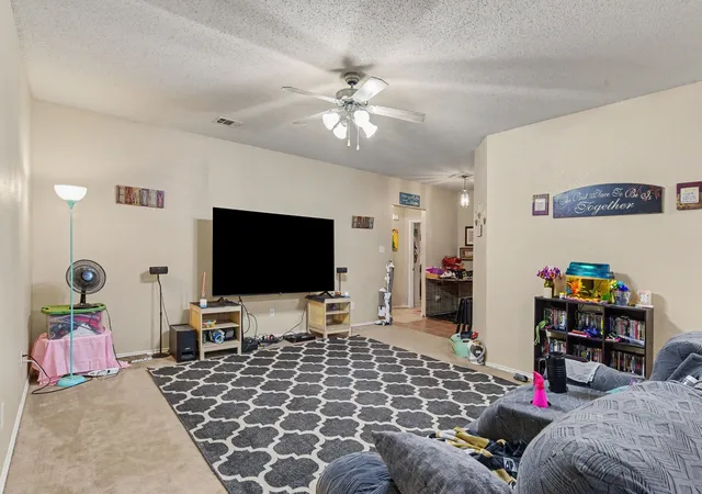 Photo 3 of Single family home for sale at 701 Silverleaf Ct, Royse City, TX 75189 | MLS# 21397418 | Listing updated on 2026-10-08