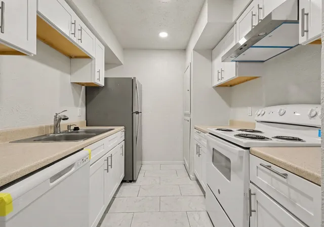 Photo 3 of Condo for sale at 9696 Walnut St #502, Dallas, TX 75243 | MLS# 21398954 | Listing updated on 2026-10-02