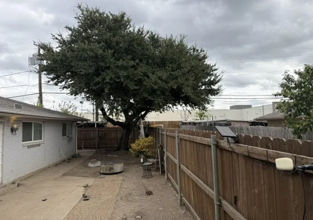 Photo 3 of Multi family home for sale at 10040 Glenrio Ln, Dallas, TX 75229 | MLS# 21399860 | Listing updated on 2026-10-01