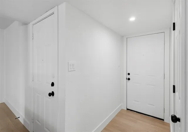 Photo 4 of Single family home for sale at 3817 Longmeadow Way, Fort Worth, TX 76133 | MLS# 21399816 | Listing updated on 2026-10-02