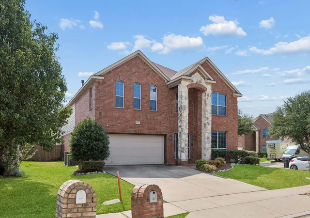 Photo 3 of Single family home for sale at 4361 Mountain Crst Dr, Fort Worth, TX 76123 | MLS# 21399772 | Listing updated on 2026-10-10