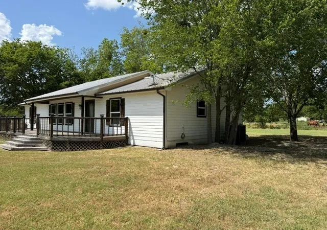 Photo 3 of Single family home for sale at 4848 State Hwy 276 W, Royse City, TX 75189 | MLS# 21400138 | Listing updated on 2026-10-01