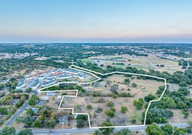 Photo 1 of Land for sale at 1008 Counts St, Stephenville, TX 76401 | MLS# 21400116 | Listing updated on 2026-10-01