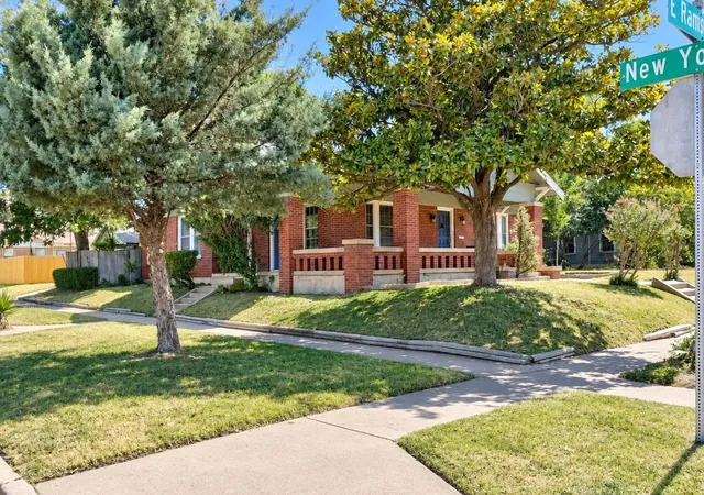 Photo 1 of Single family home for sale at 956 E Ramsey Ave, Fort Worth, TX 76104 | MLS# 21392331 | Listing updated on 2026-10-03