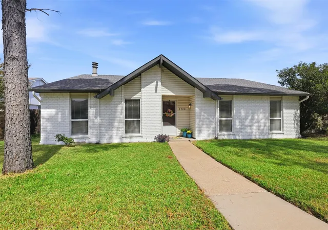 Photo 2 of Single family home for sale at 5720 Truitt St, The Colony, TX 75056 | MLS# 21400143 | Listing updated on 2026-10-04