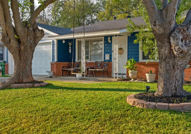 Photo 3 of Single family home for sale at 5239 Stanley Keller Rd, Haltom City, TX 76117 | MLS# 21399512 | Listing updated on 2026-10-01