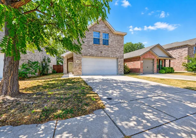 Photo 2 of Single family home for sale at 765 River Hl Ln, Fort Worth, TX 76114 | MLS# 21391413 | Listing updated on 2026-10-30