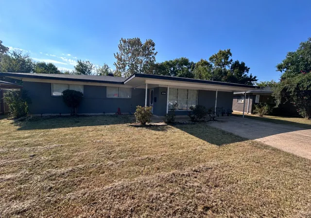Photo 1 of Single family home for sale at 1607 Donald Dr, Bossier City, LA 71112 | MLS# 21400079 | Listing updated on 2026-10-01