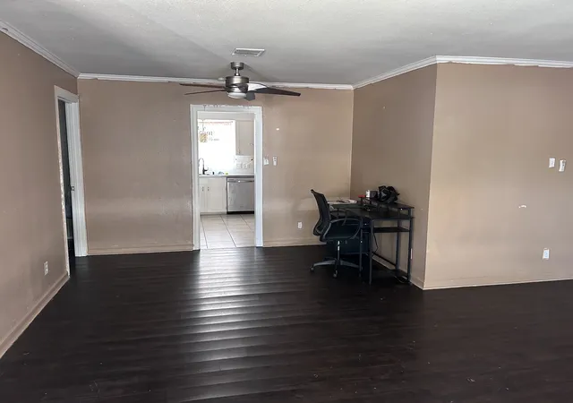 Photo 3 of Single family home for sale at 1607 Donald Dr, Bossier City, LA 71112 | MLS# 21400079 | Listing updated on 2026-10-01