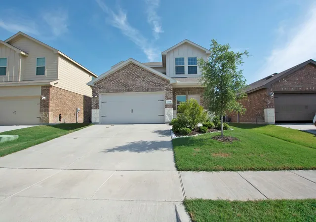 Photo 1 of Single family home for sale at 1245 Delmita Dr, Forney, TX 75126 | MLS# 21398431 | Listing updated on 2026-09-30