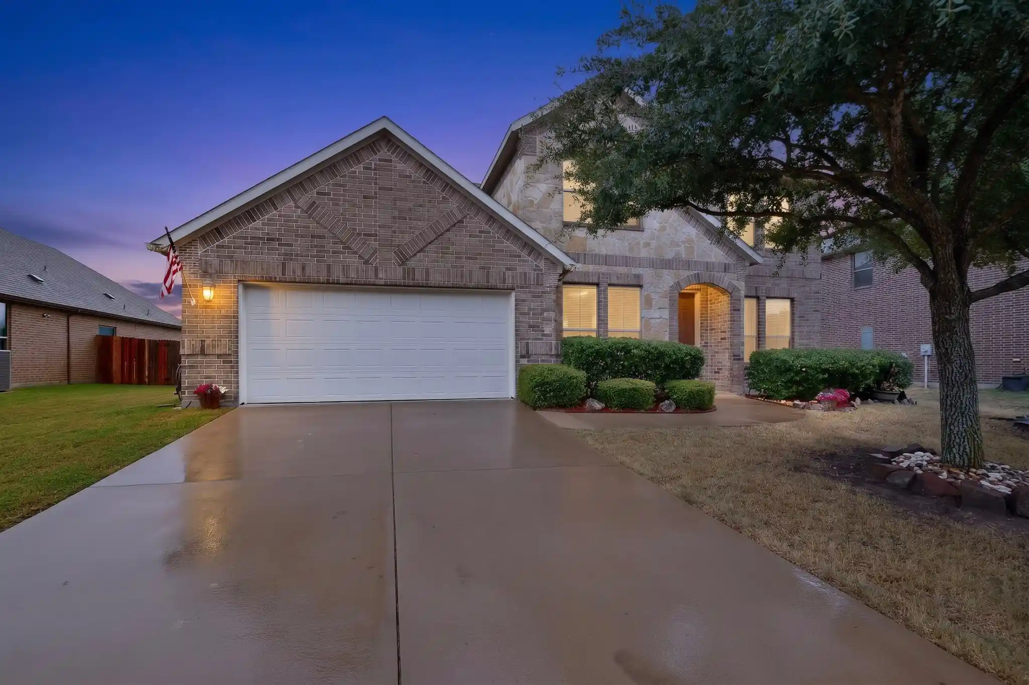 Photo 1 of Single family home for sale at 111 Thoroughbred St, Waxahachie, TX 75165 | MLS# 21399979 | Listing updated on 2026-10-29