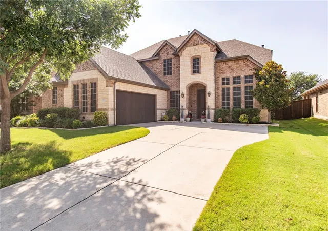 Photo 3 of Single family home for sale at 1408 Torrent Dr, Little Elm, TX 75068 | MLS# 21398183 | Listing updated on 2026-10-10