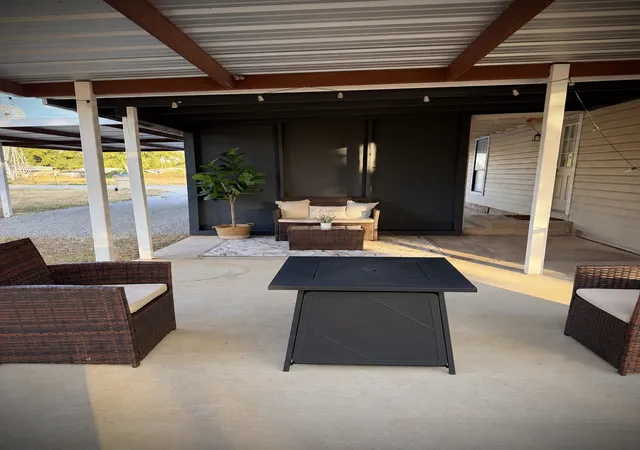 Photo 3 of Sale Pending at 106 S Park Ave, Gustine, TX 76455 | MLS# 21399518 | Listing updated on 2026-10-07