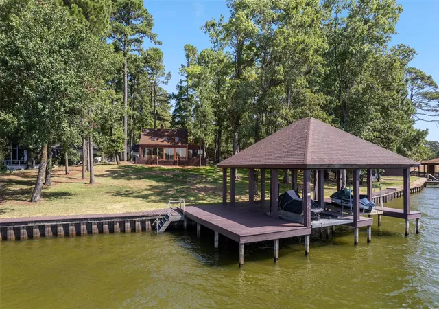Photo 1 of Single family home for sale at 829 Wildwood Trl, Mount Vernon, TX 75457 | MLS# 21398989 | Listing updated on 2026-10-01