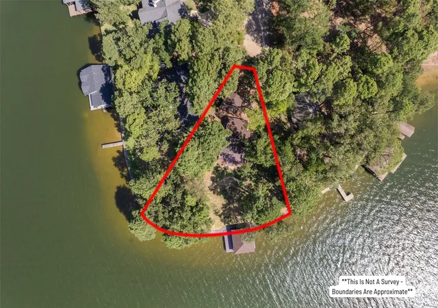 Photo 2 of Single family home for sale at 829 Wildwood Trl, Mount Vernon, TX 75457 | MLS# 21398989 | Listing updated on 2026-10-01