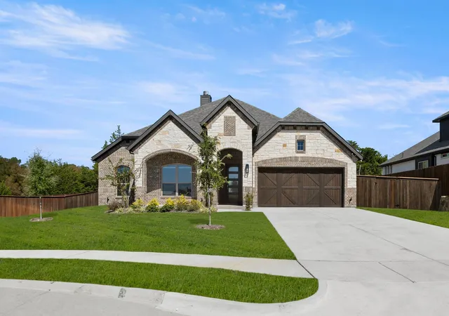 Photo 1 of Single family home for sale at 5205 Rutherford Dr, Midlothian, TX 76065 | MLS# 21400440 | Listing updated on 2026-10-08